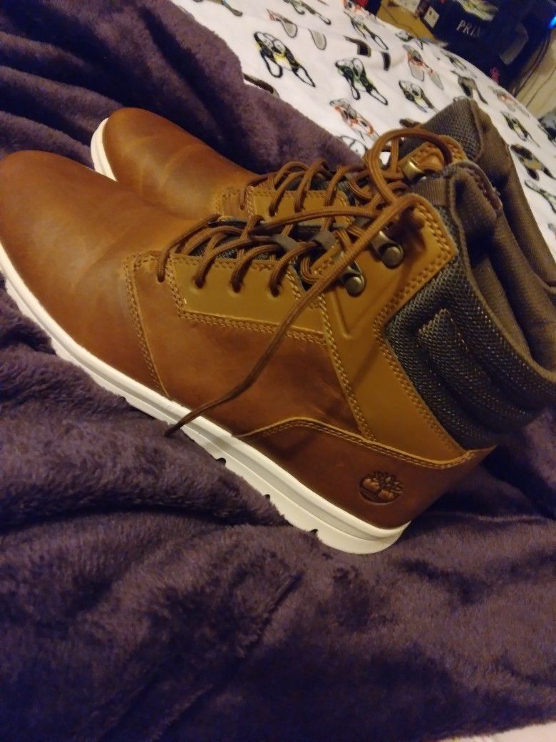 Men Timberland Boots Size 10.5