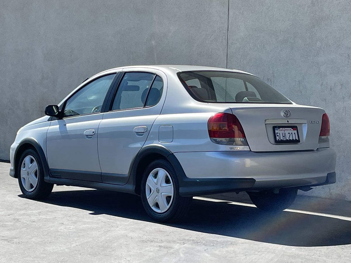2005 Toyota Echo