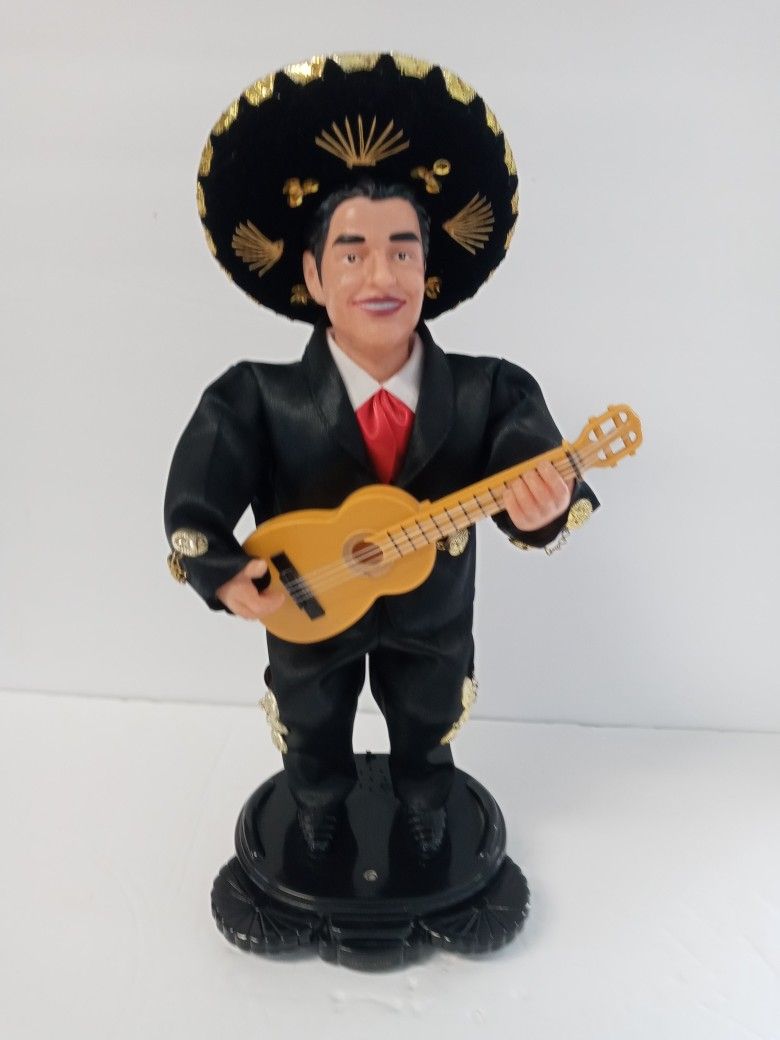 Crazy Mariachi figure