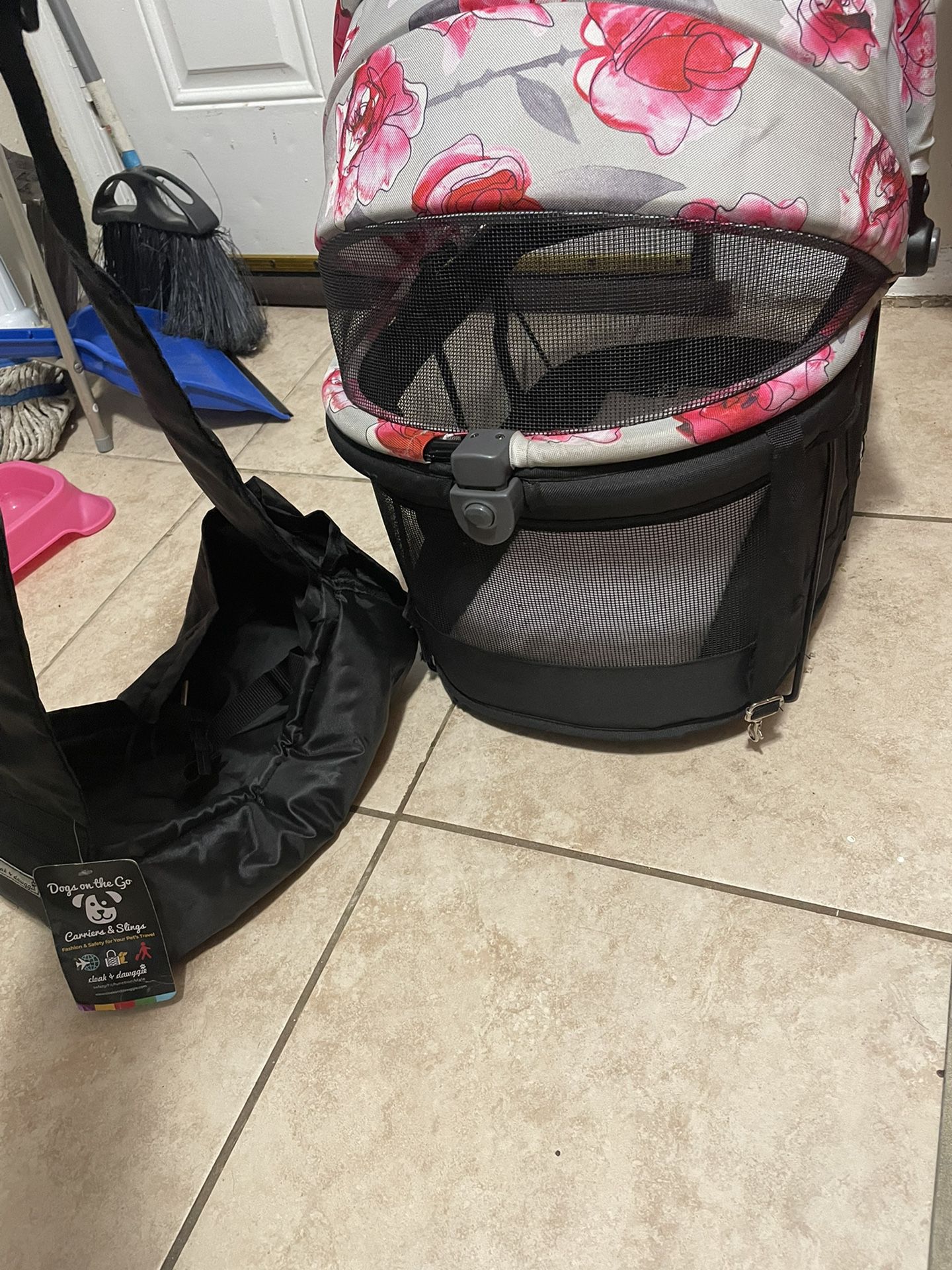 Dog Carseat Carrier And Bag Carrier Everything For 50.00 need gone today