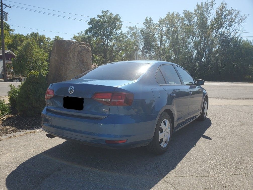 2016 Volkswagen Jetta