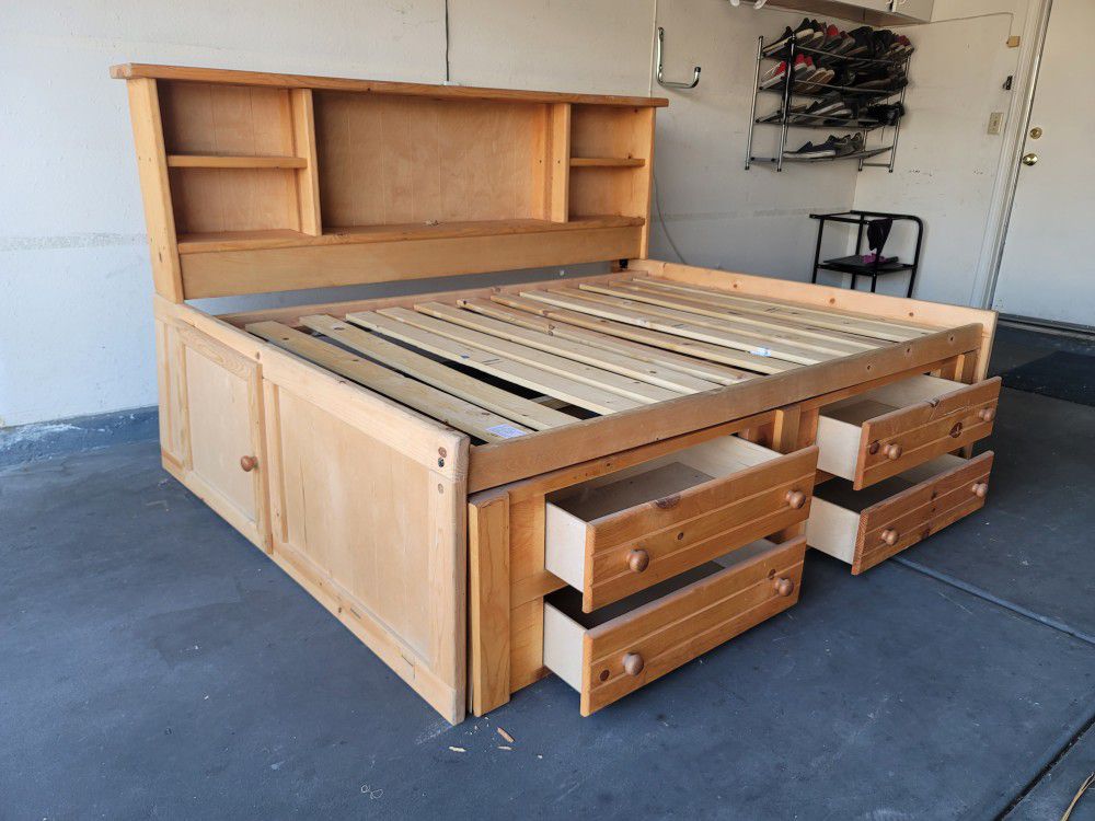  Bookcase Day Bed