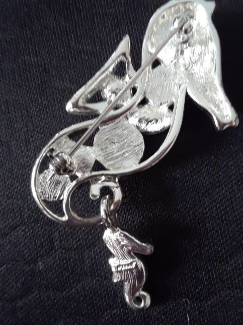 Brooch/Pin/Ring