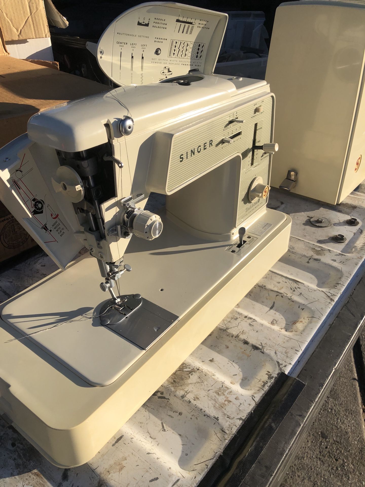 SEWING MACHINE!!