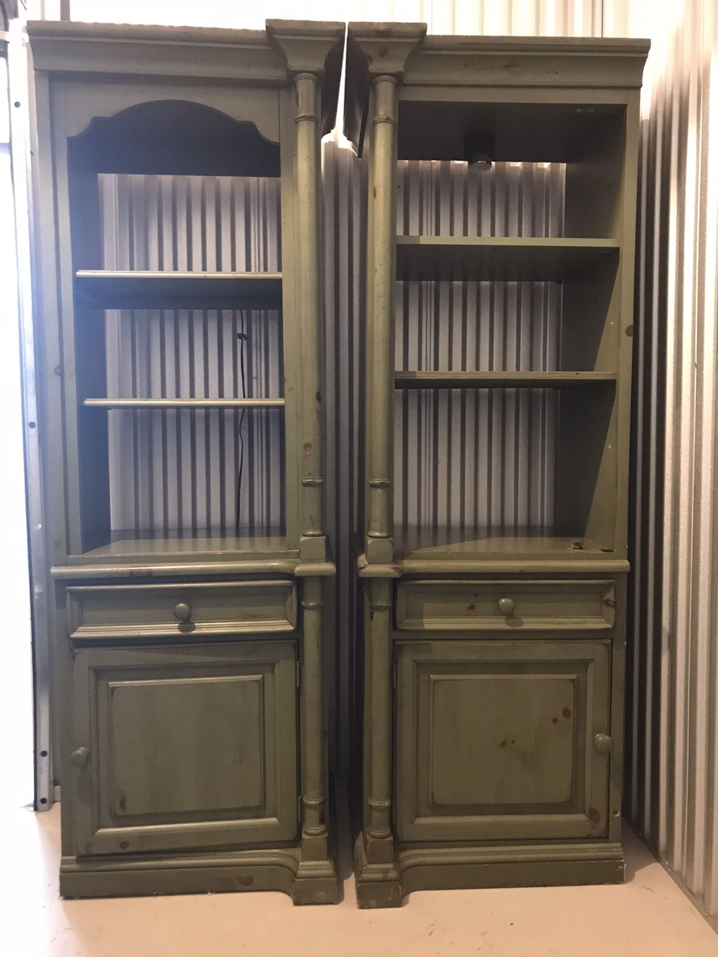 Armoire Cabinet & Bookshelf’s Set