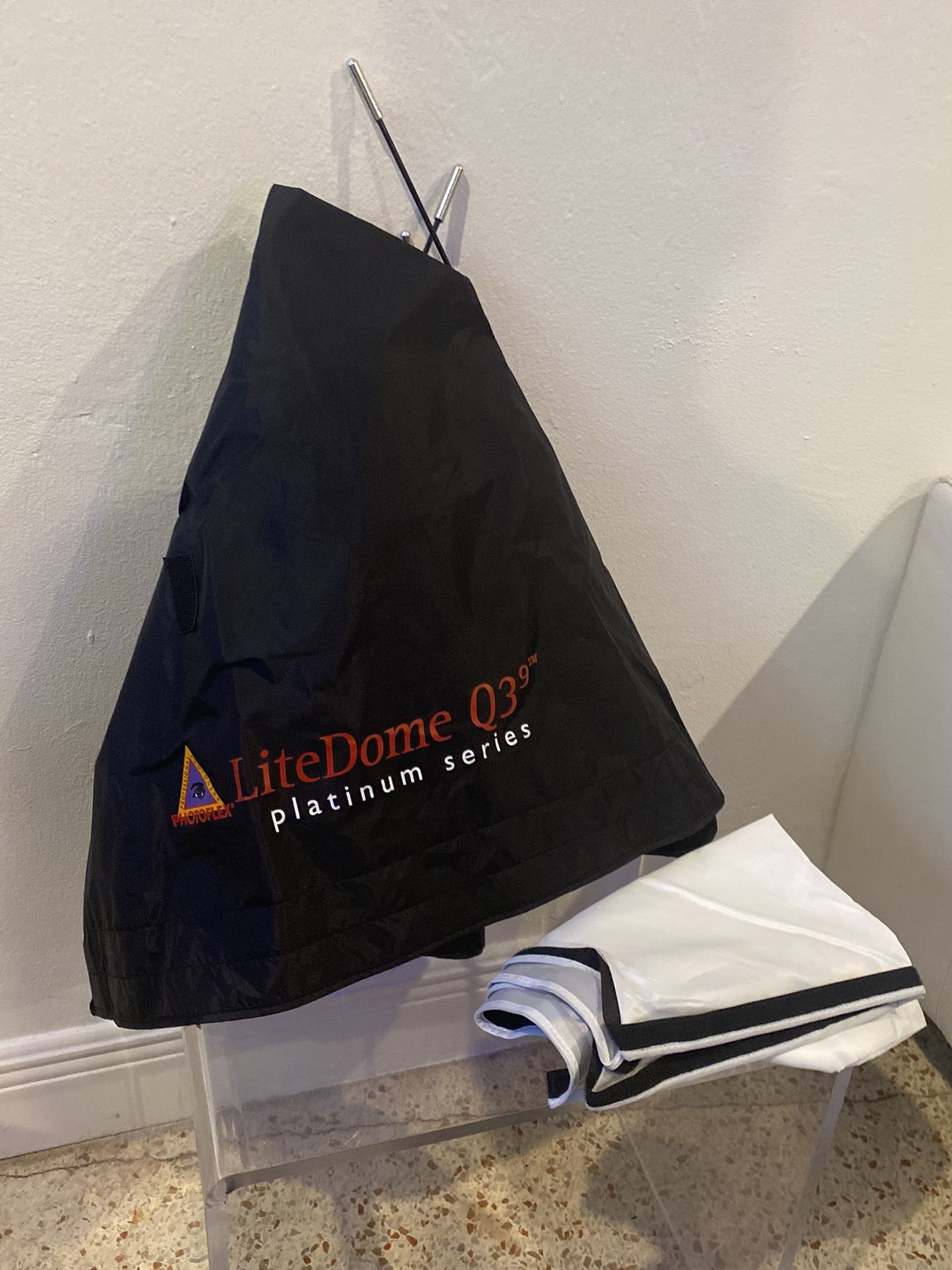 *Brand New!* Perfect Litedome Q3 Softbox (Large Or Medium!) Photoflex Flash