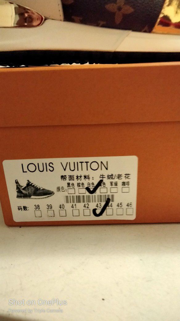 Louis Vuitton Size 9 5