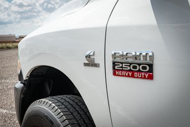 2010 Dodge Ram 2500 ST Thumbnail