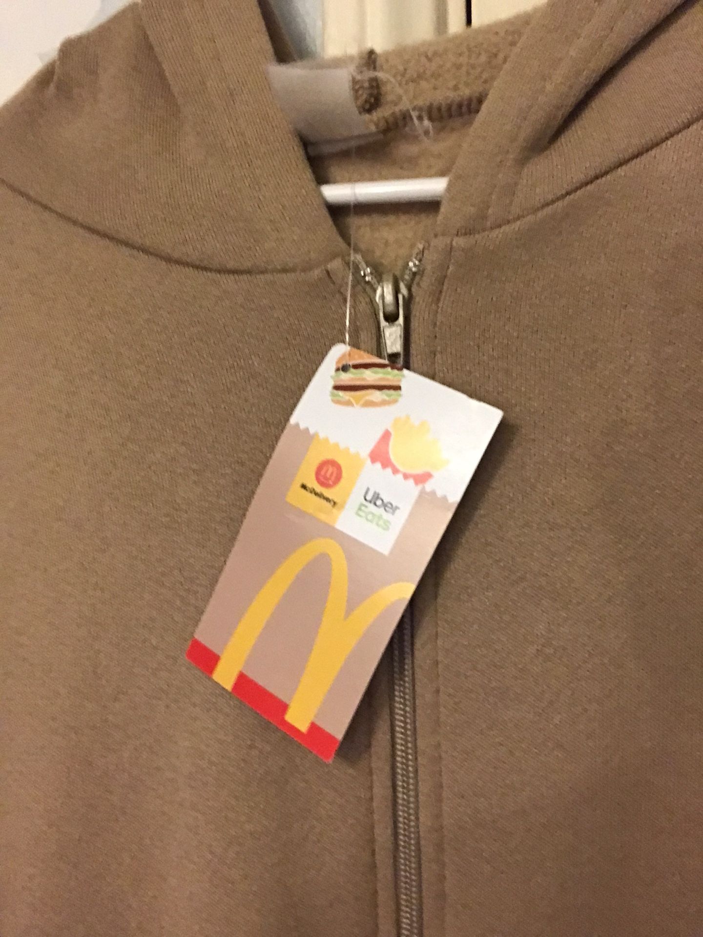 EXCLUSIVE MCDONALDS RARE P UBER EATS HALLOWEEN COSTUME