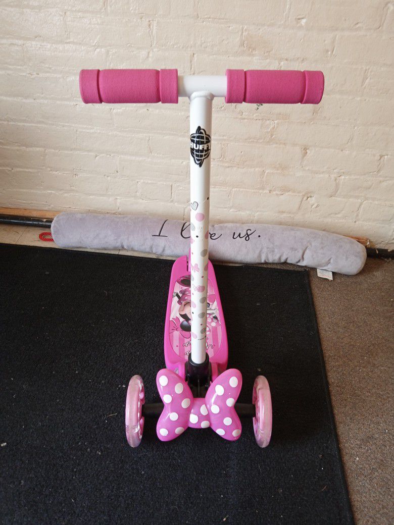 Disney Minnie Mouse 3 Wheel Scooter For Toddler