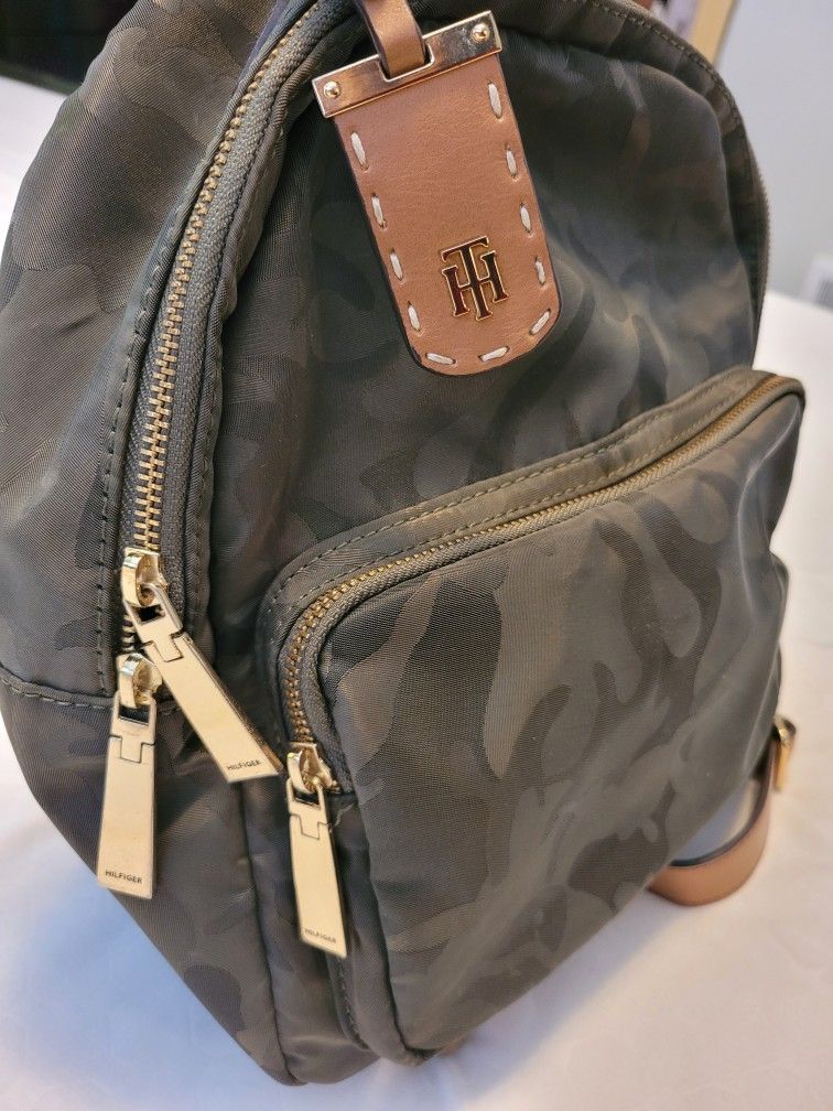 Green Tommy Backpack