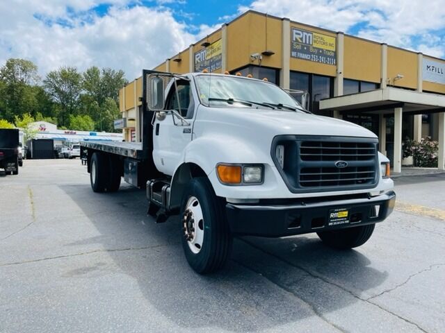2000 Ford F-650 Super Duty