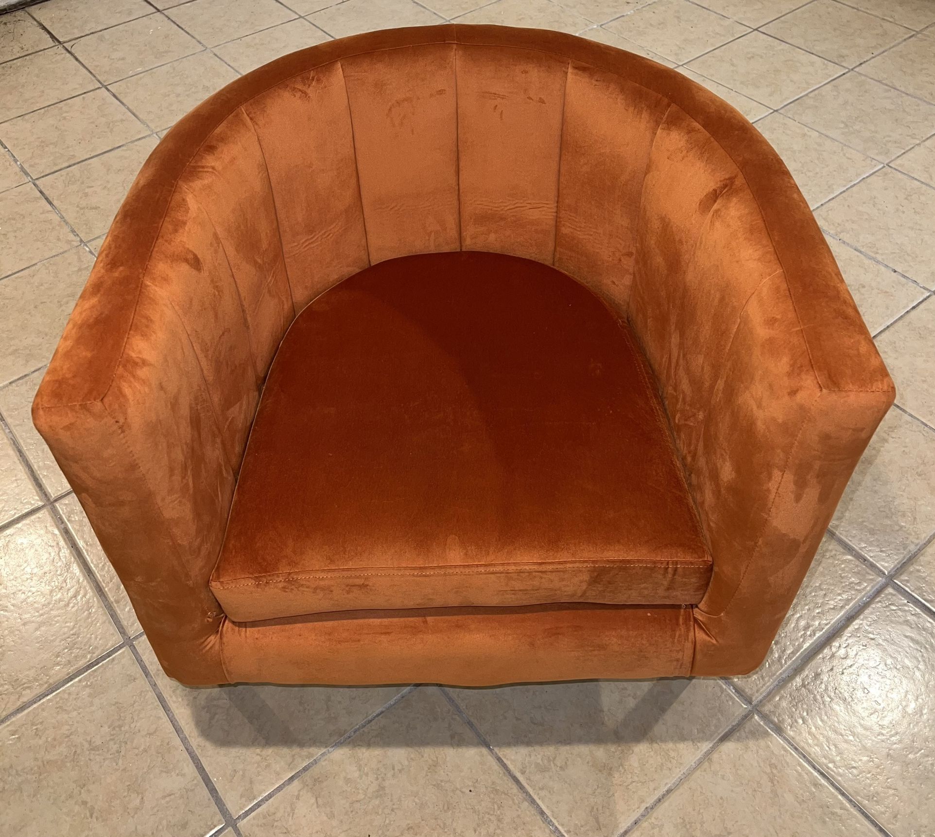 Modern Design Accent Chair - In Great Condition