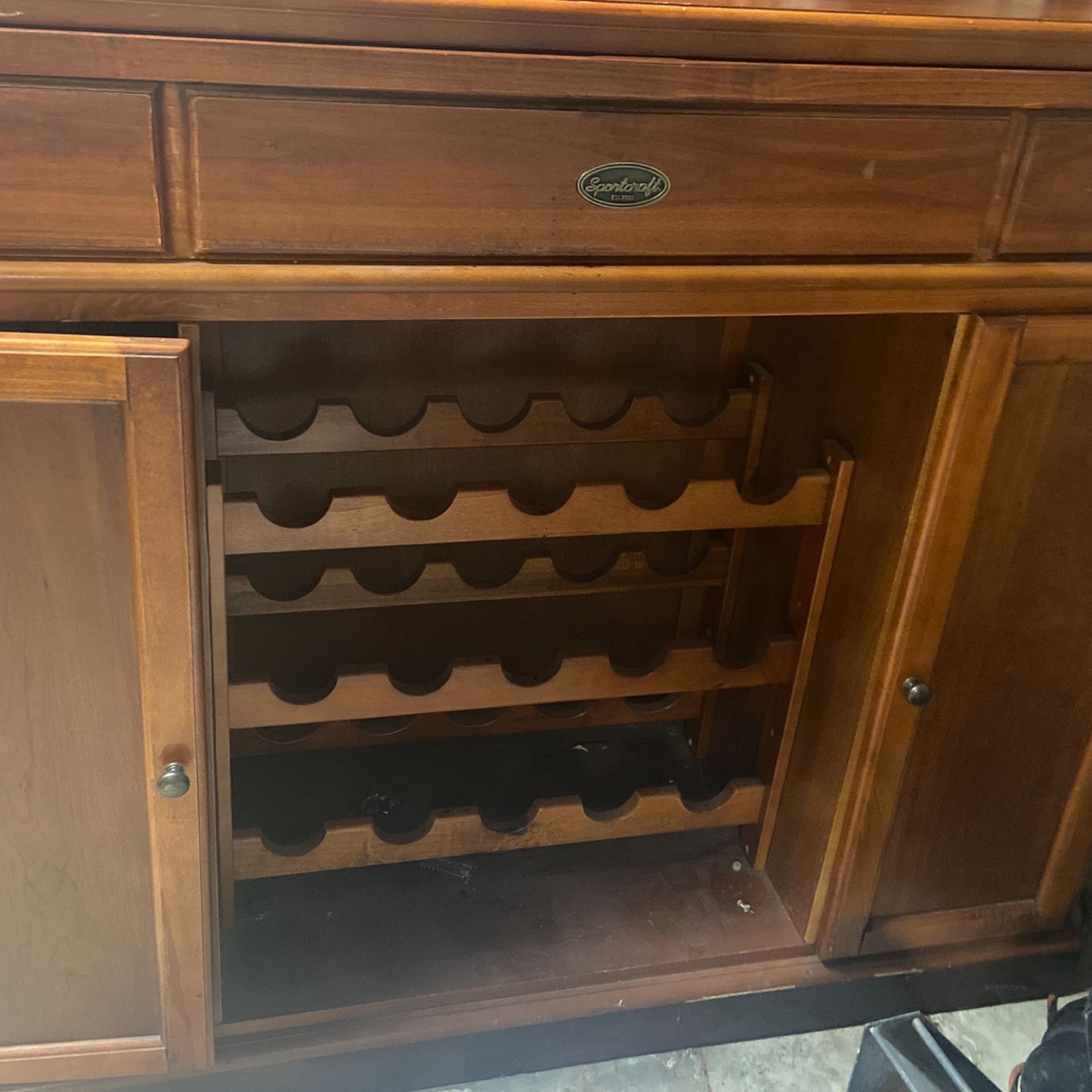 Free Standing Bar And Game Table