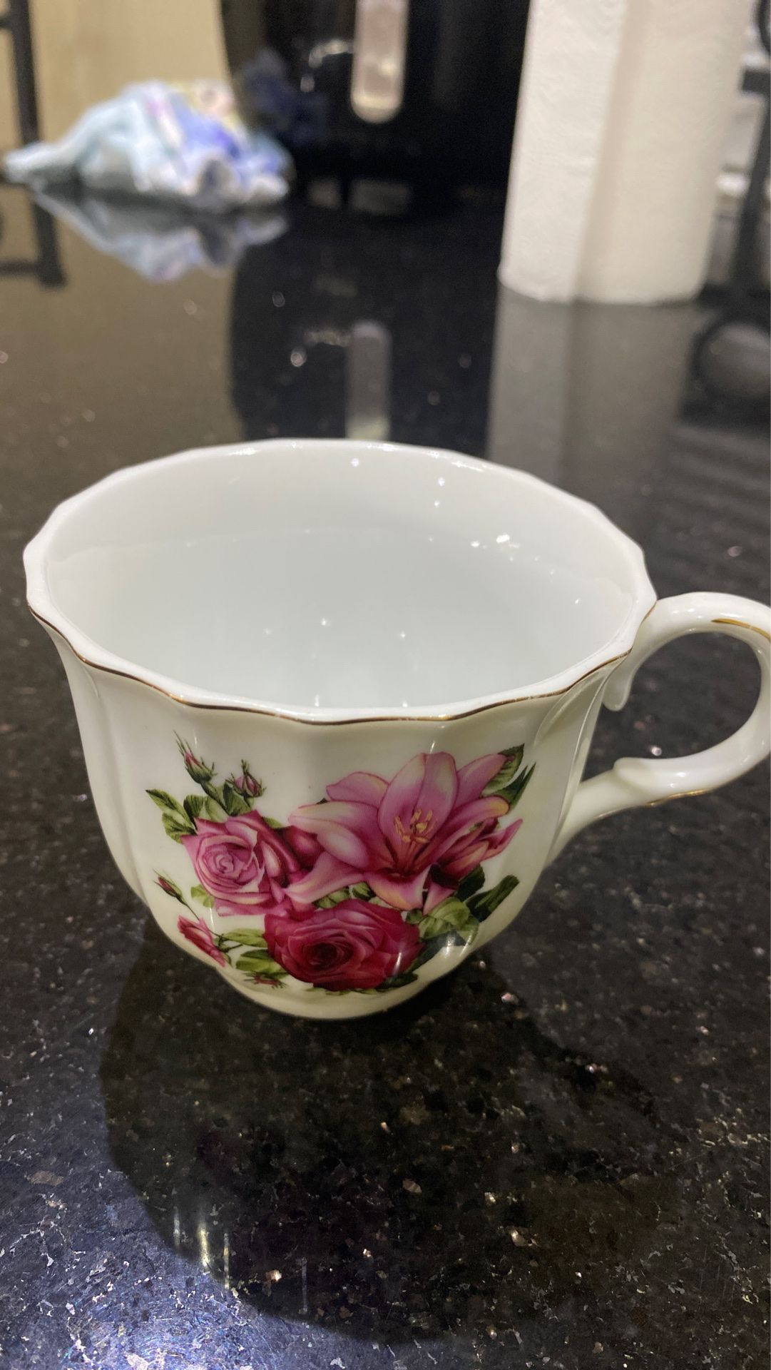 Tea Cups/ cutlery
