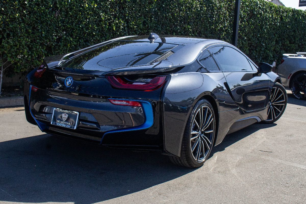 2019 BMW i8