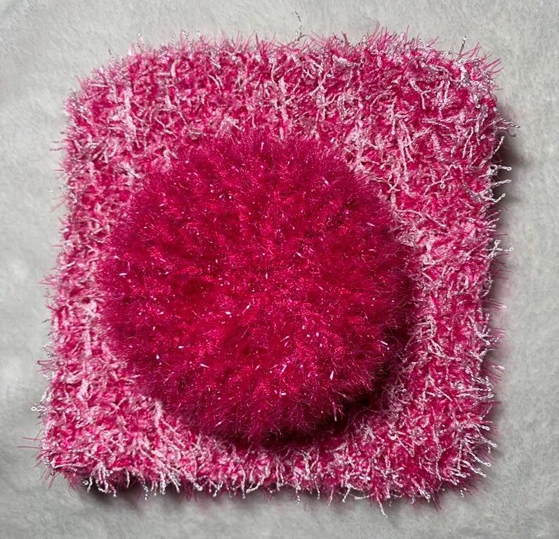 Solid Pink & White Scrubby Set