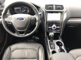 2019 Ford Explorer Thumbnail