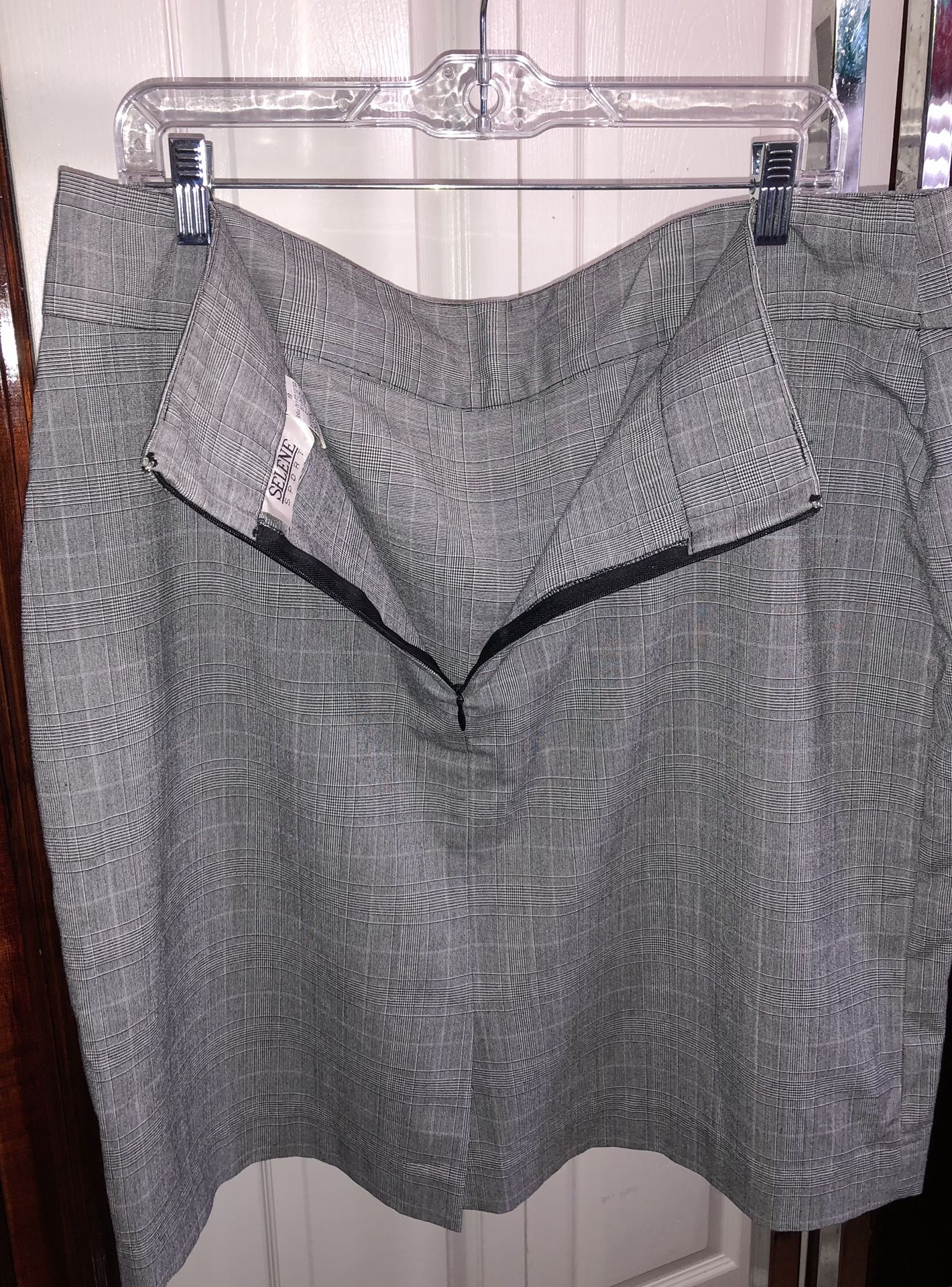 Selene Sport Pencil Skirt size 18