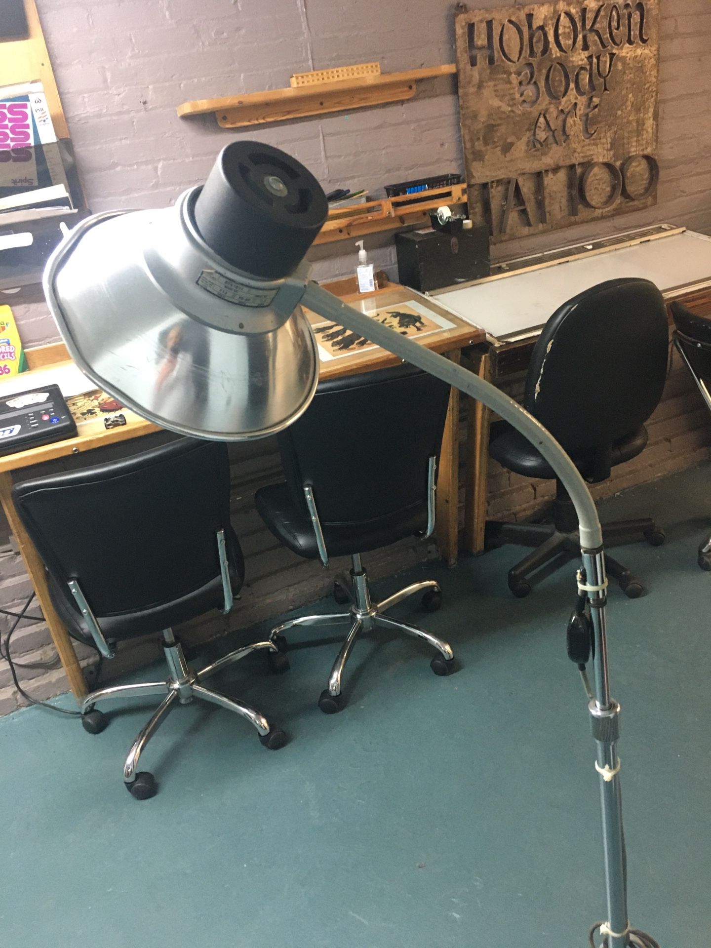 Vintage gooseneck dental light