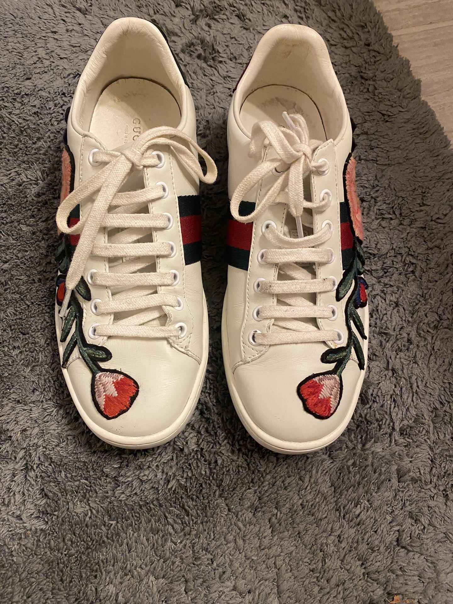Women’s Gucci’s Shoe S8