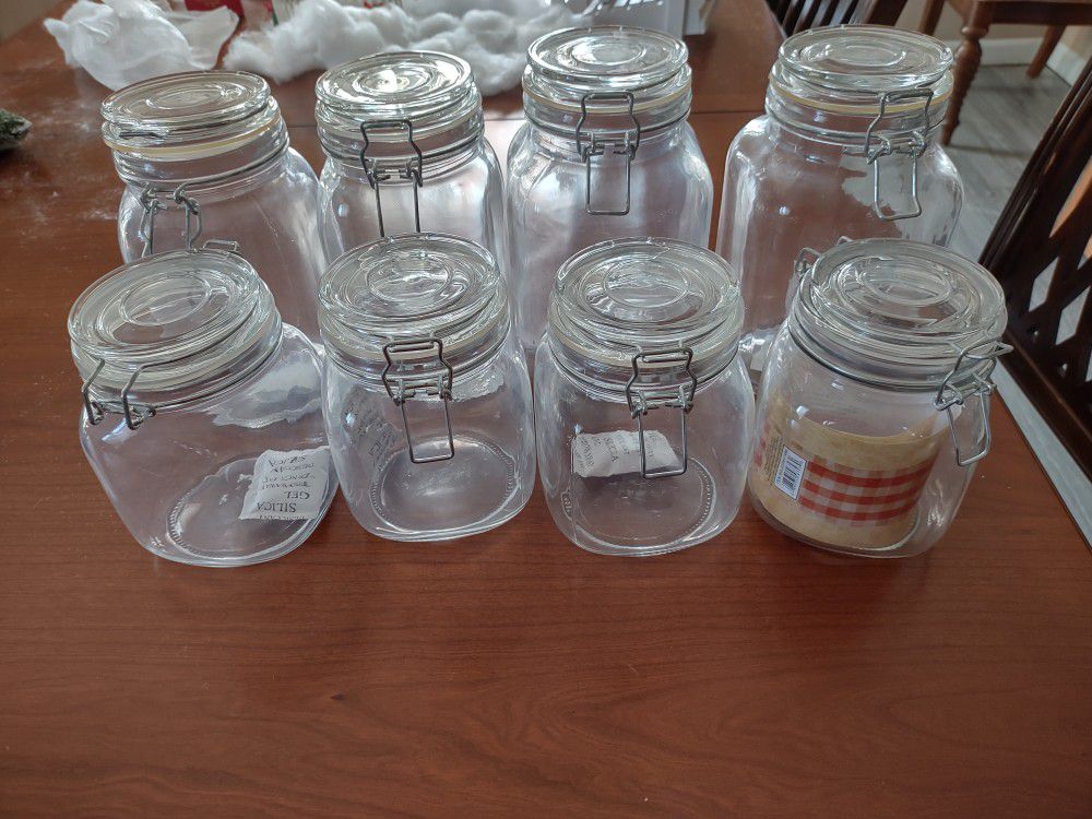 Set Of 8 Canning/Craft Jars 32 oz And 64 oz
