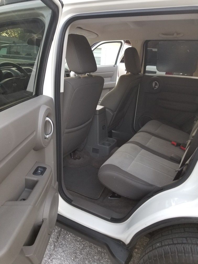 2007 Dodge Nitro