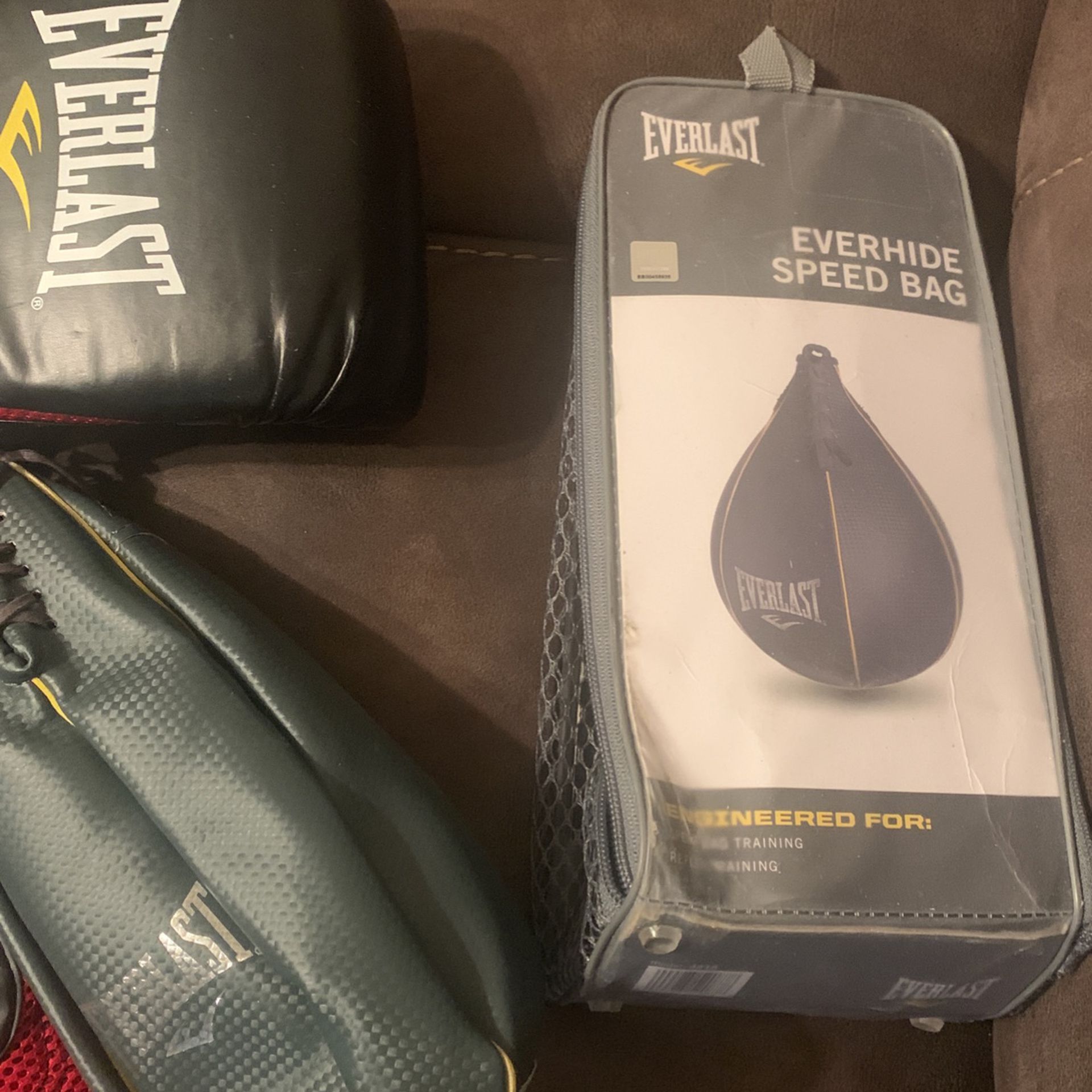 Everlasting Training Gloves With Speed Bag!