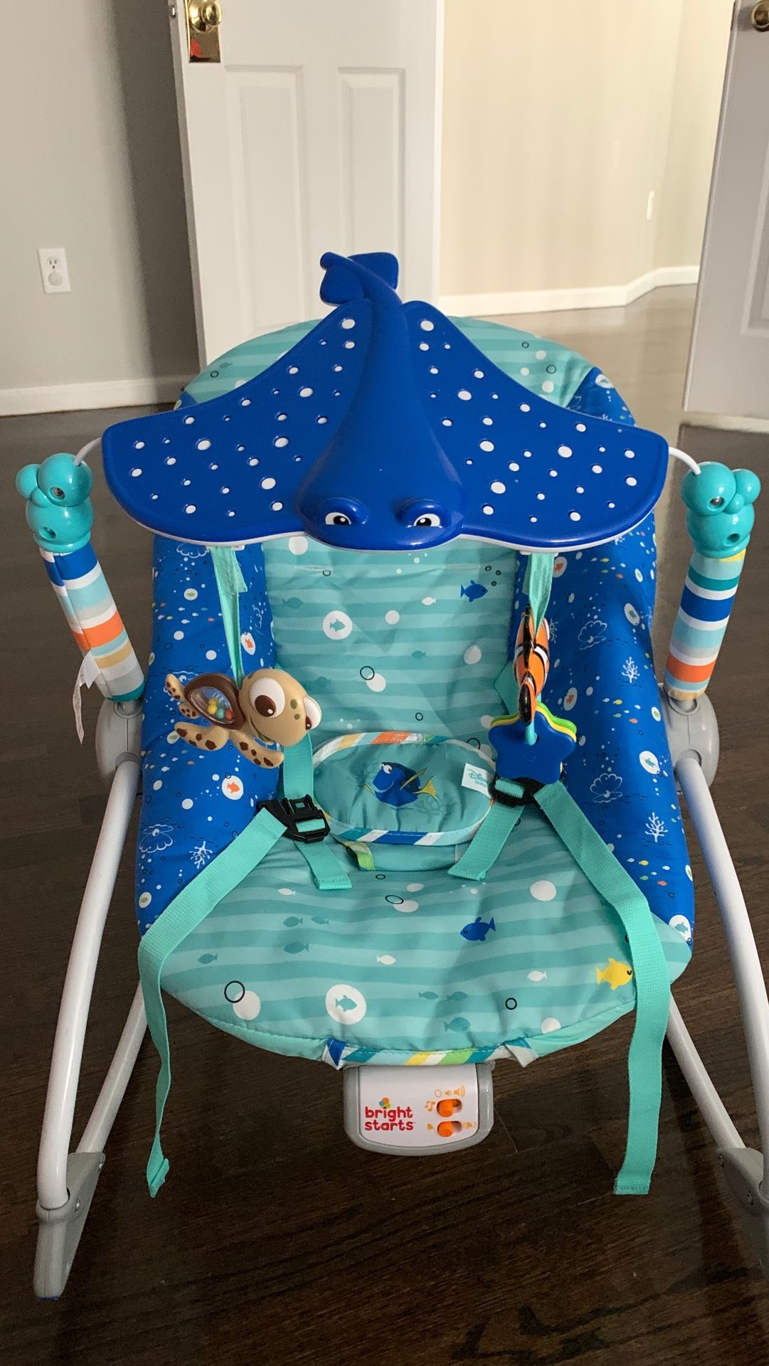 Disney baby finding Nemo baby swing