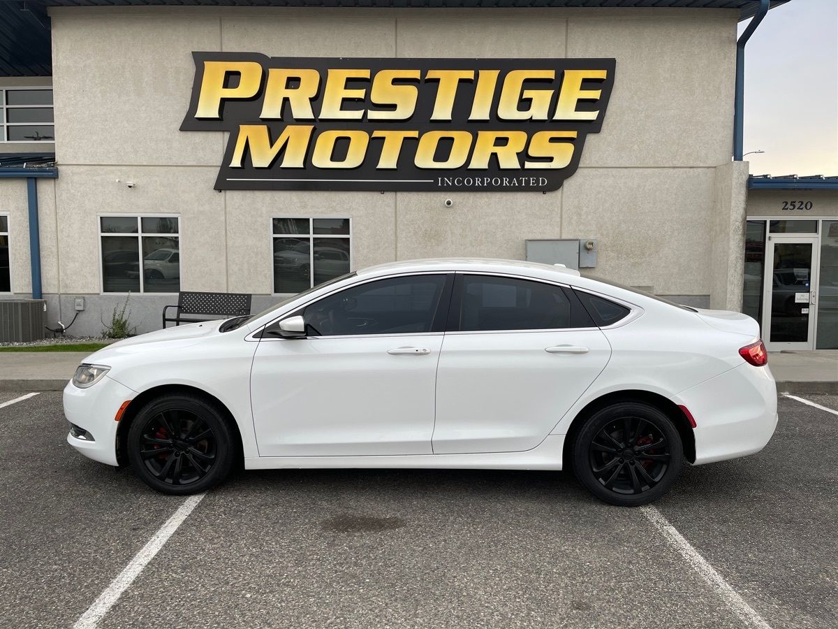 2015 Chrysler 200