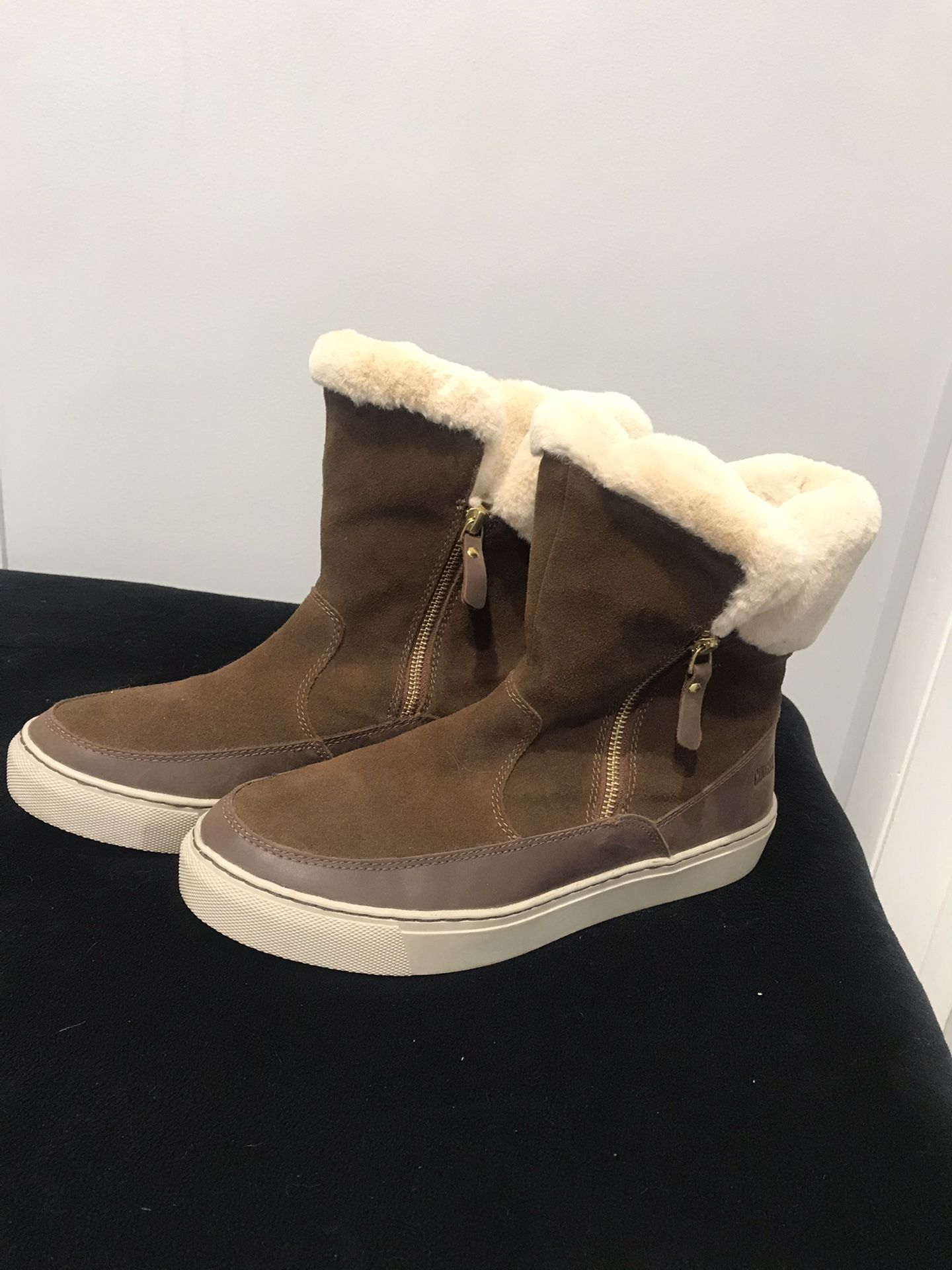 Cougar Brown Suede Women’s Boots