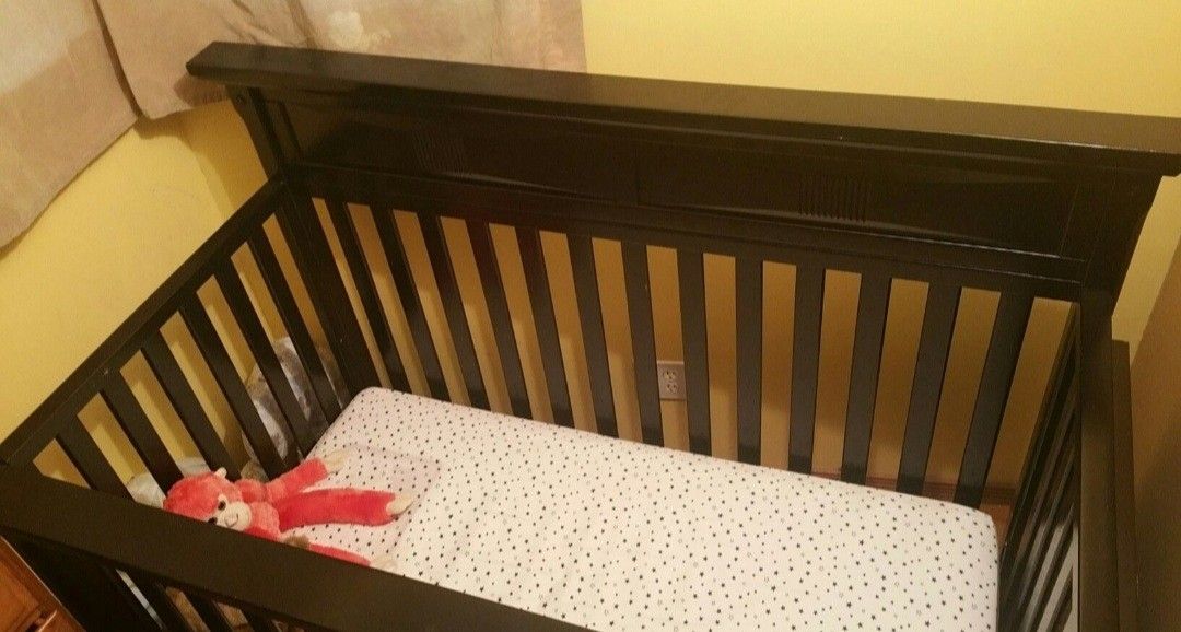Simmons Wooden Baby Crib