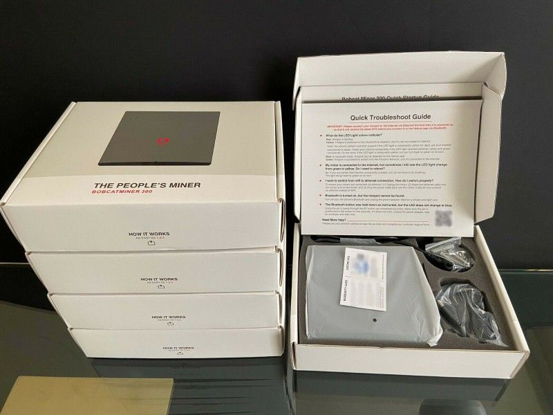 Bobcat Miner 300 Helium Hotspot for HNT
