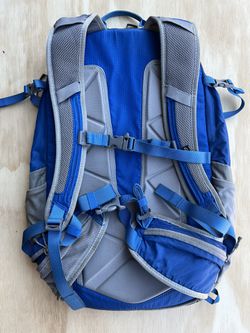 North Face Amgstrom 28 Hiking Pack Thumbnail