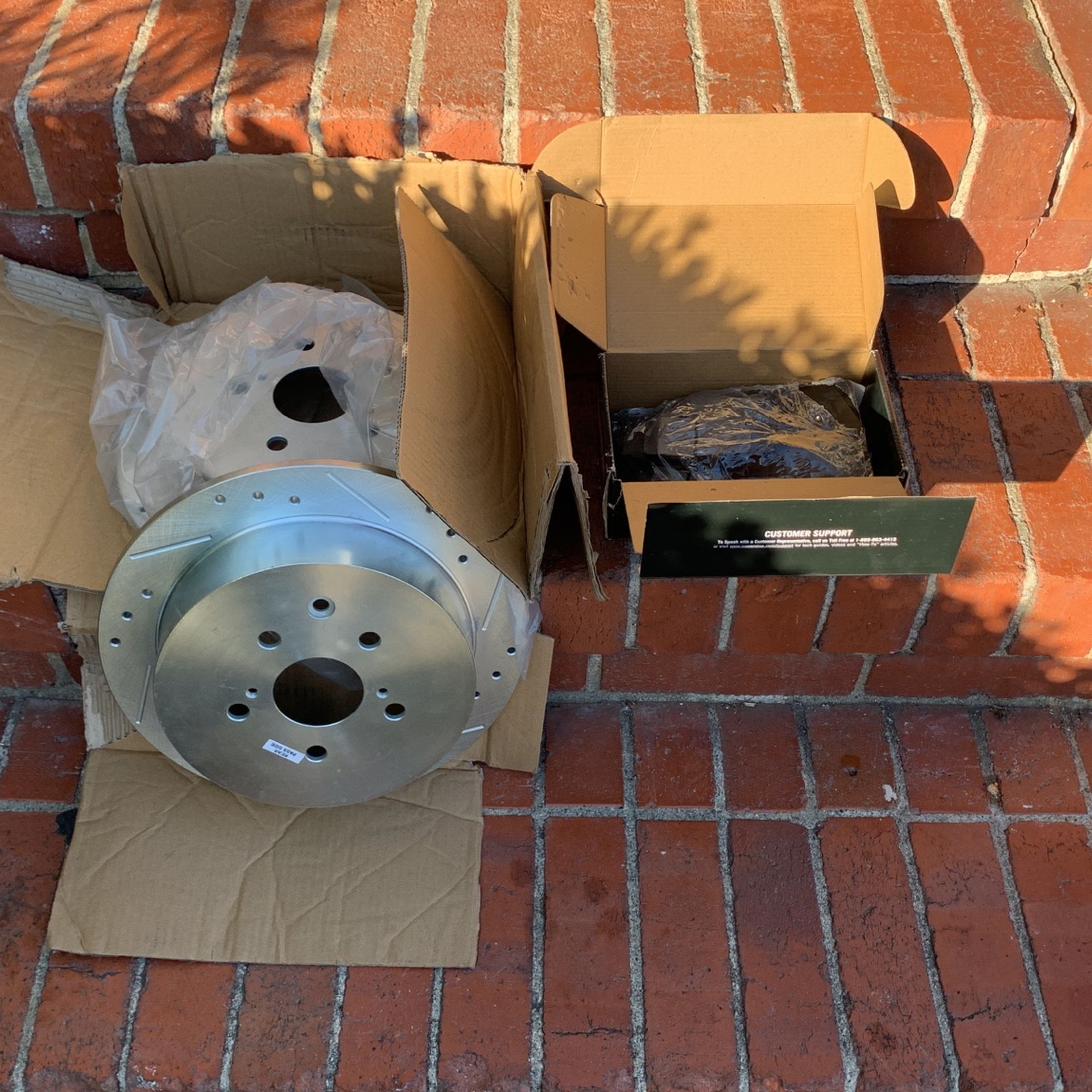 JBR1389XR -Rotors Extreme Severe Truck & Tow Brake Pads