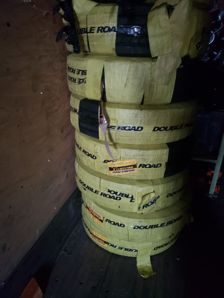 Double Road tires 235/75R 17.5
