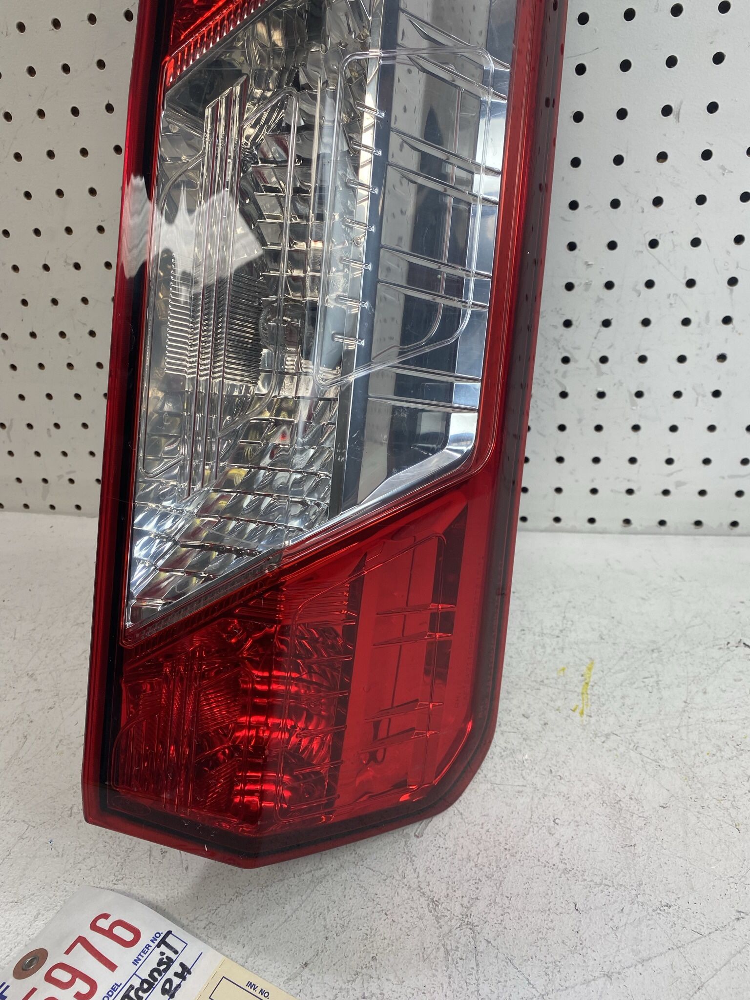 2015 2019 FORD TRANSIT RIGHT SIDE TAIL LIGHT OEM