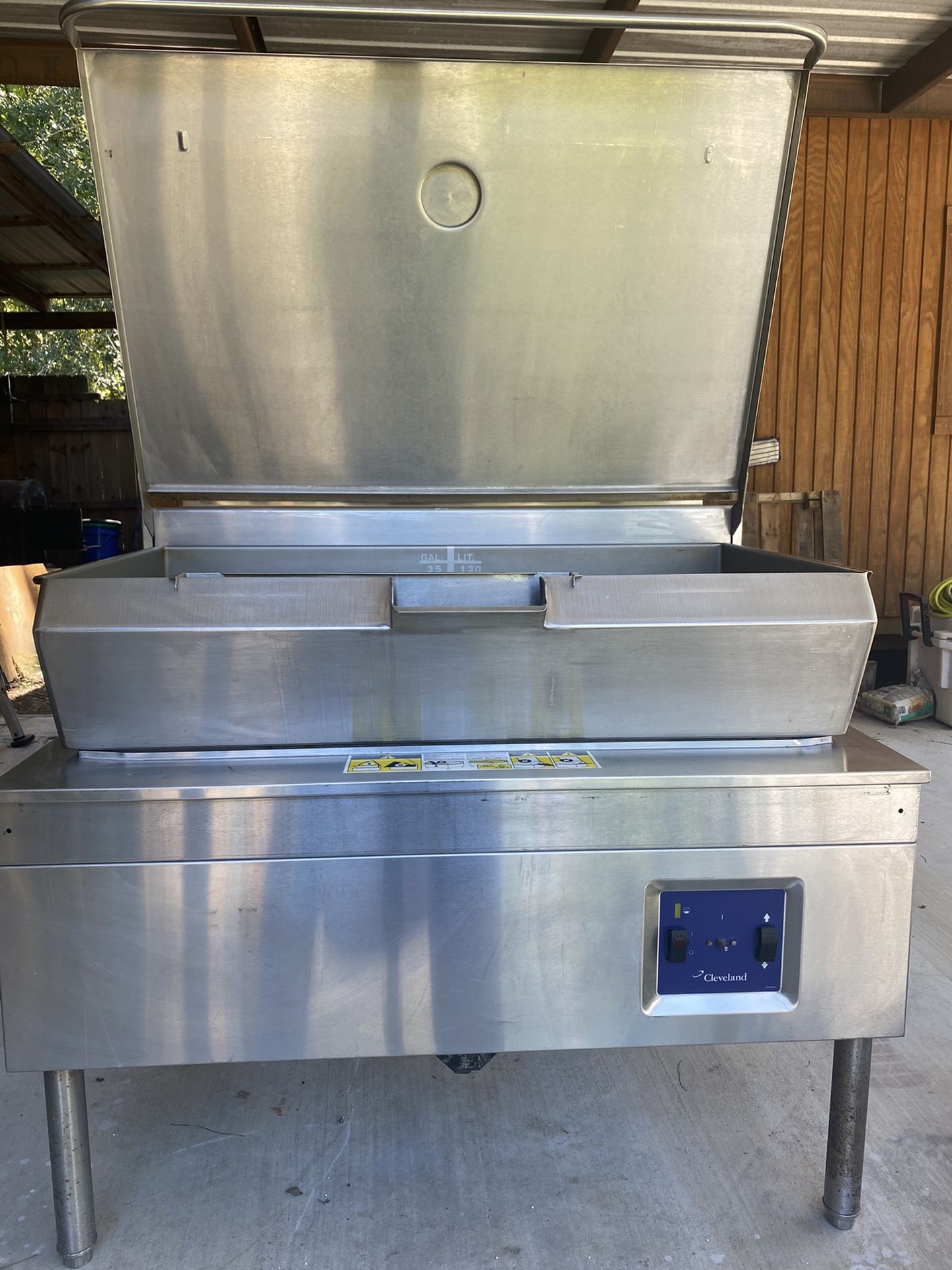 Cleveland 40 Gallon Electric Tilt Skillet (make Reasonable Offer)