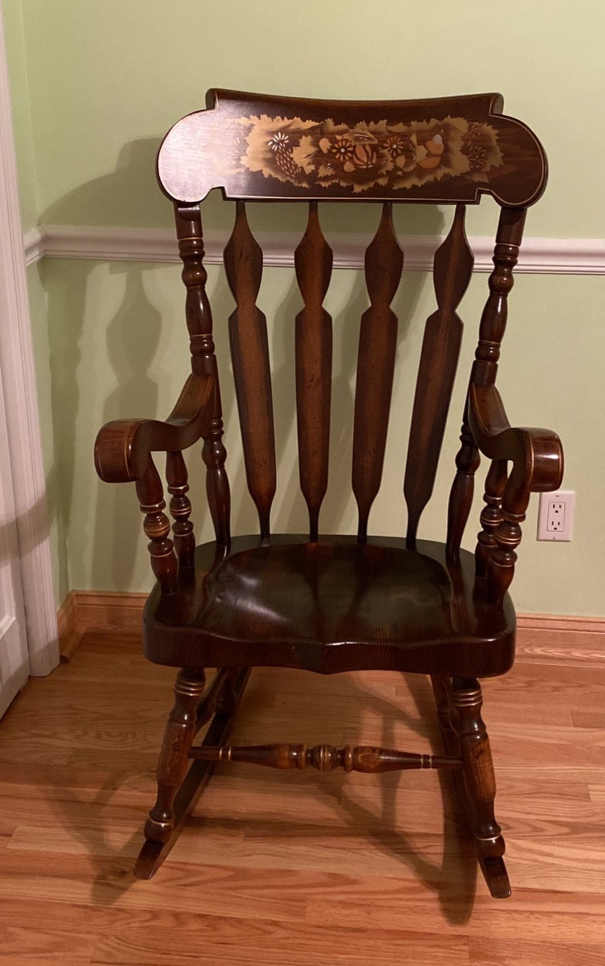 Solid Hardwood Rocking Chair with Beautiful Detail