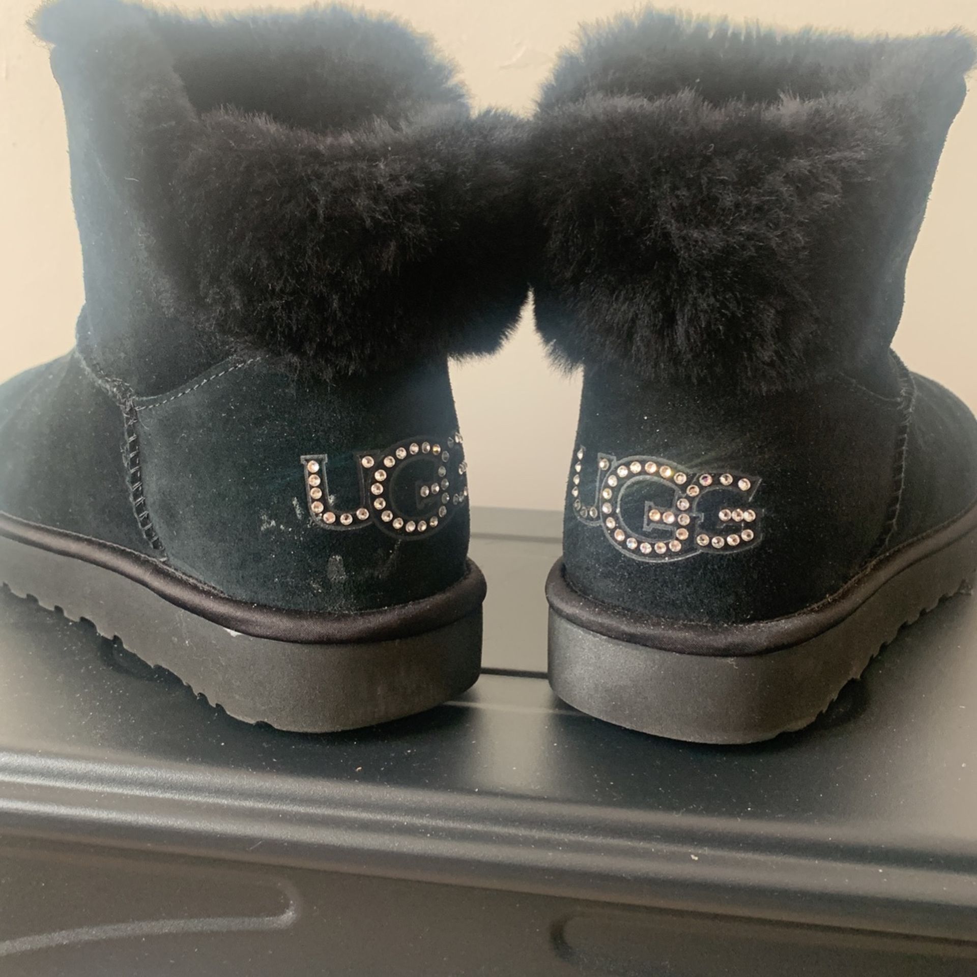 Uggs Black Size 10