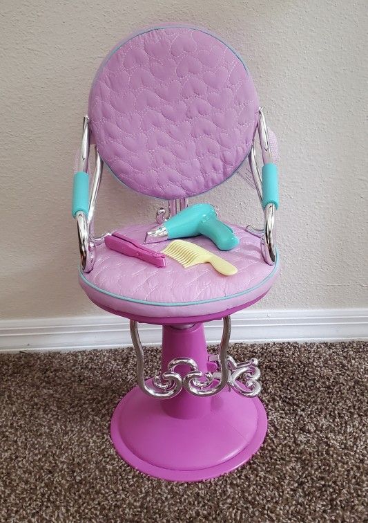 Hair Styling Chair With Doll for Sale in Altamonte Springs