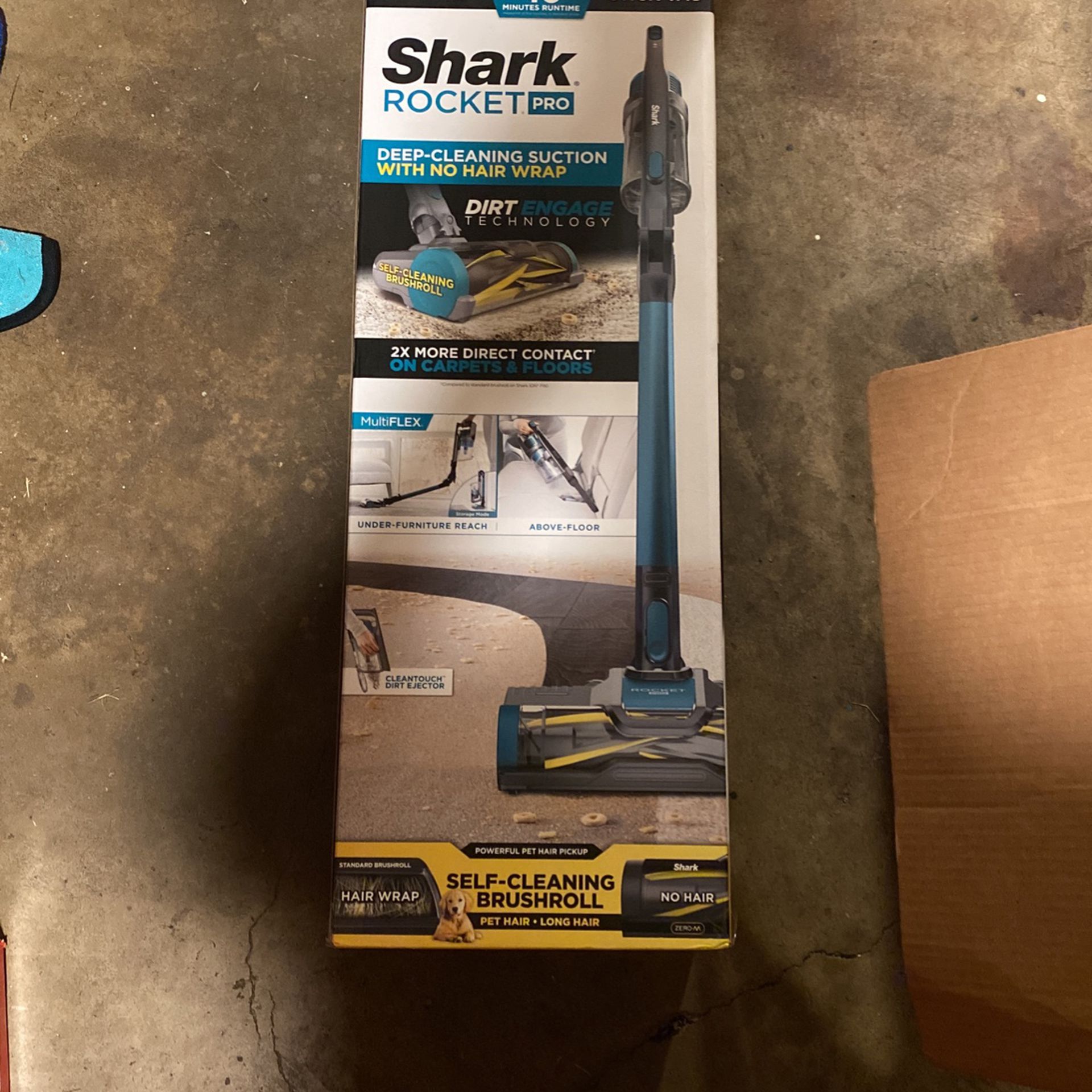 Shark® Cordless Pet Pro Lightweight Stick Vacuum (IZ140)