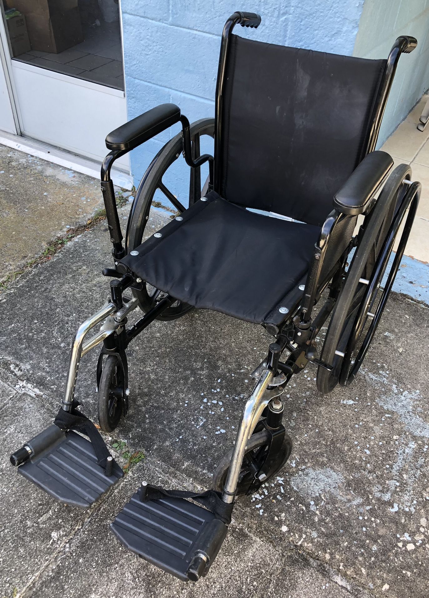 Invacare Tracer SX5 Wheelchair