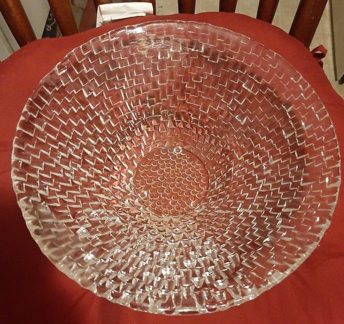 VINTAGE PILGRIM GLASS " SHAKE SHINGLE CASCADE " 10" FRUIT BOWL