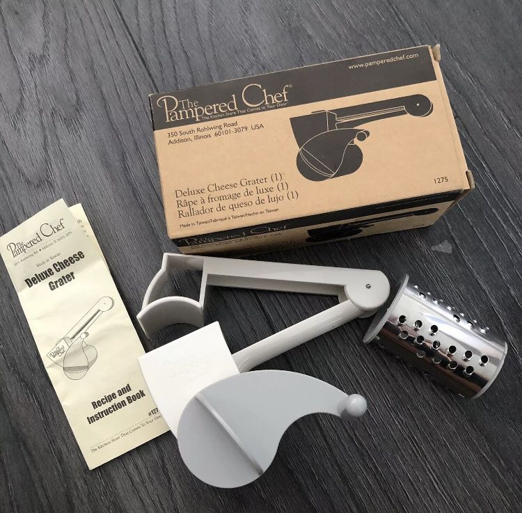 Pamper chef deluxe cheese grater