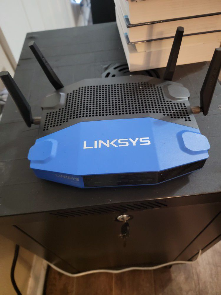 Linksys 1900ac Router