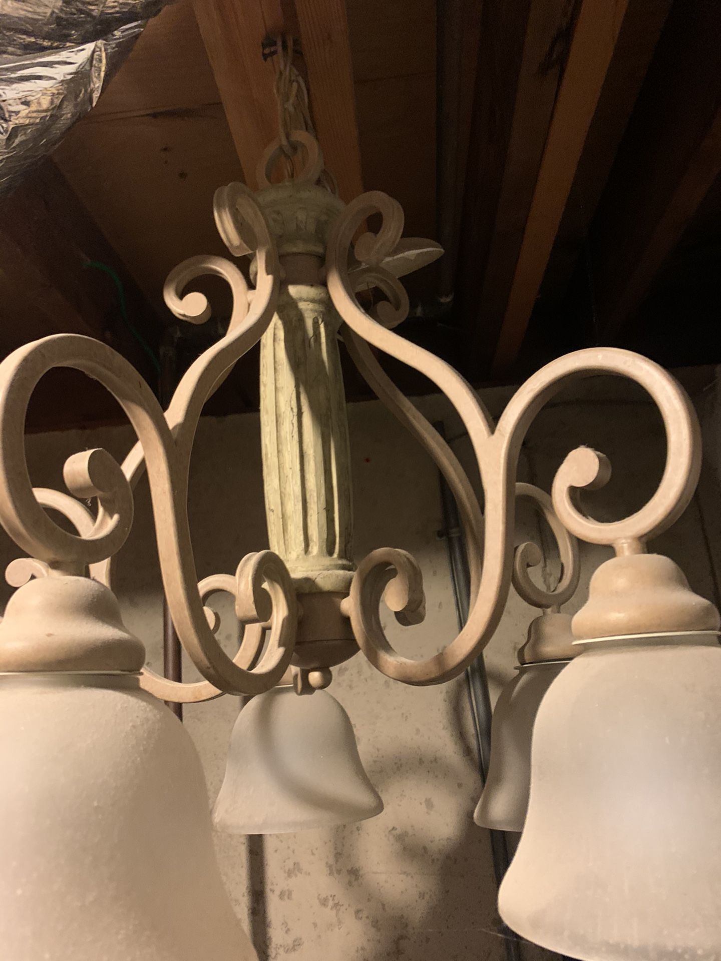 Hanging light fixture