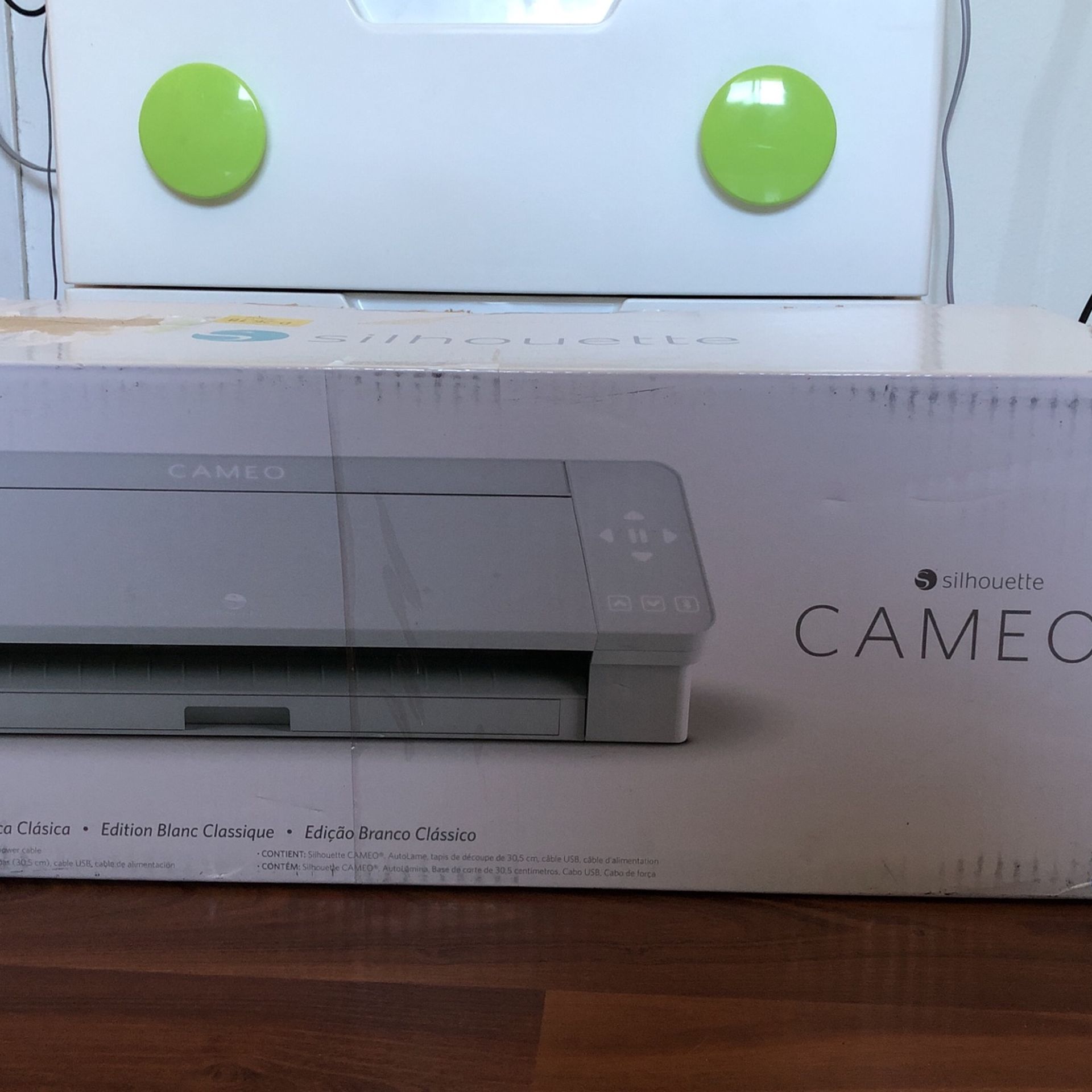 White Silhouette Cameo 4 Cutting Machine