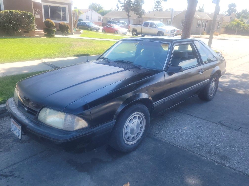 1987 Ford Mustang