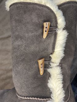 Women’s Brown Fur Winter Boots Thumbnail